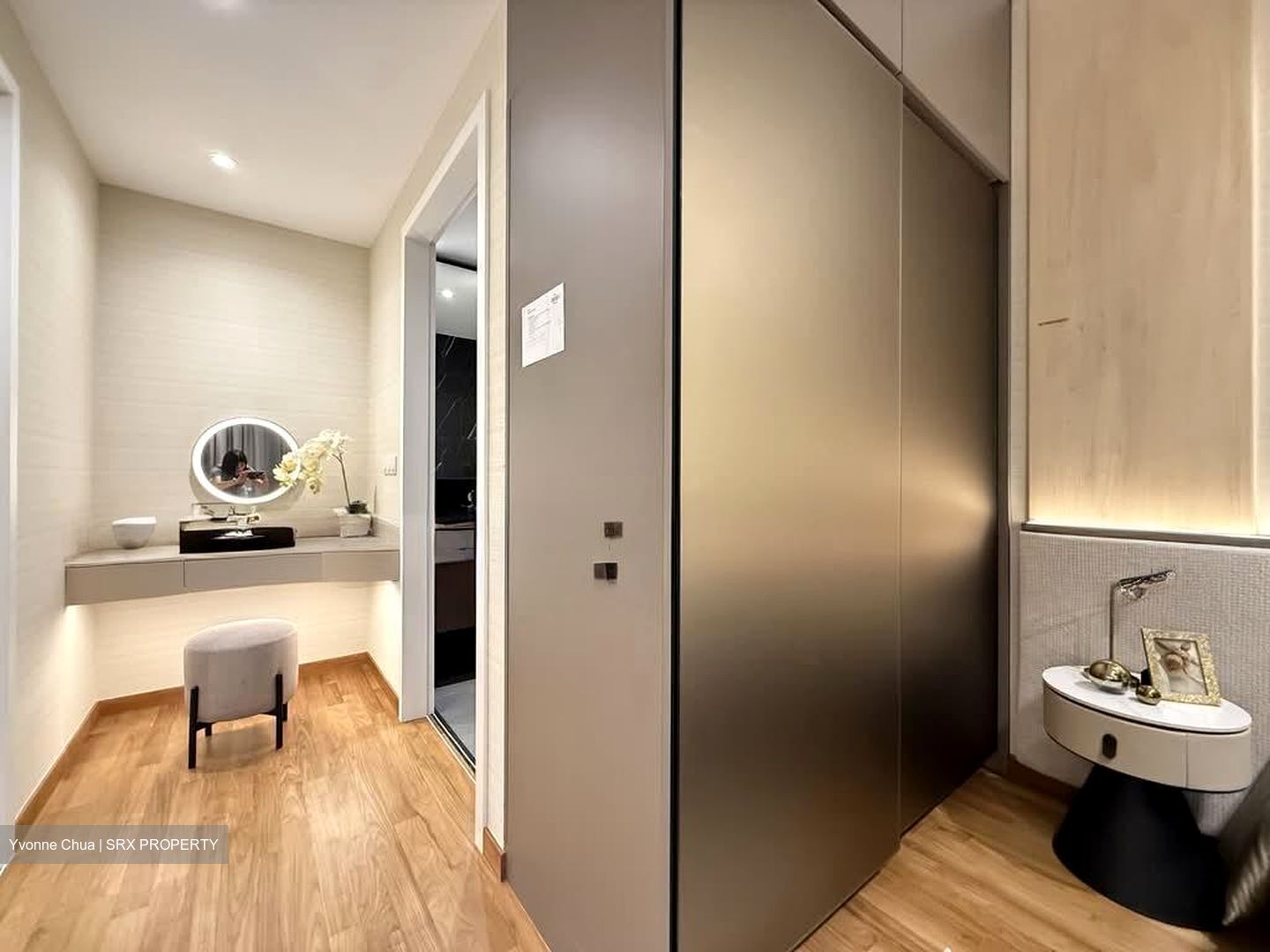 Saint Barnabas Lane (D12), Condominium #595437641